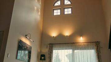 Smart TV, DVD player, music library, stereo