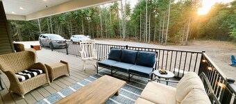 Eagle's Nest Guest House III - Less than 2 miles from SV - 16 beds!