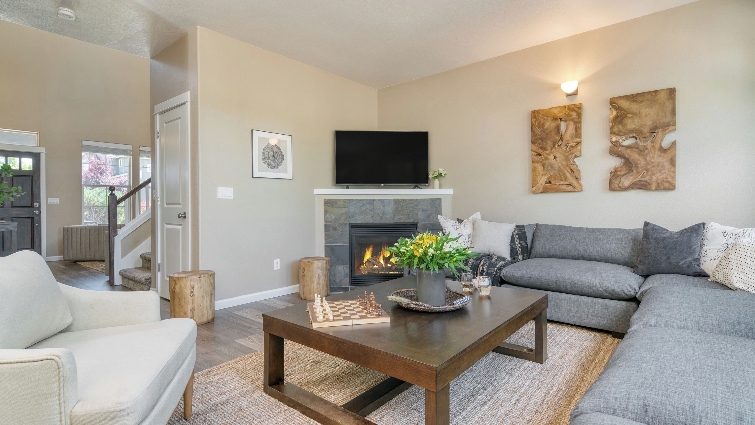 Rumah (4 Bedrooms) | Bagian depan properti