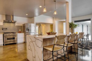 House (Multiple Bedrooms) | Interior