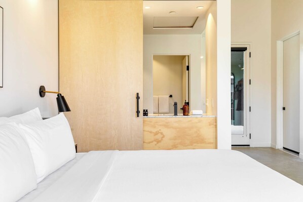 Apartment (Multiple Bedrooms) | Interior