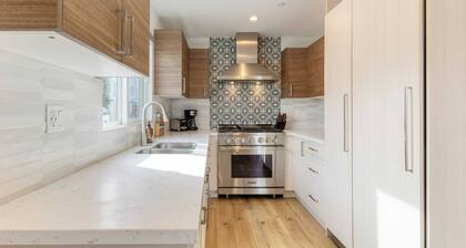 Velvet Sand II by Avantstay Steps to Newport Beach