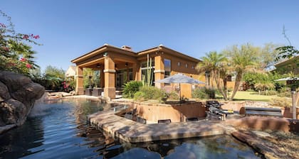 Sandflower by Avantstay Oasis w/ Pool + Golf!