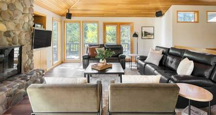 Tanner by Avantstay Modern Cascades Escape