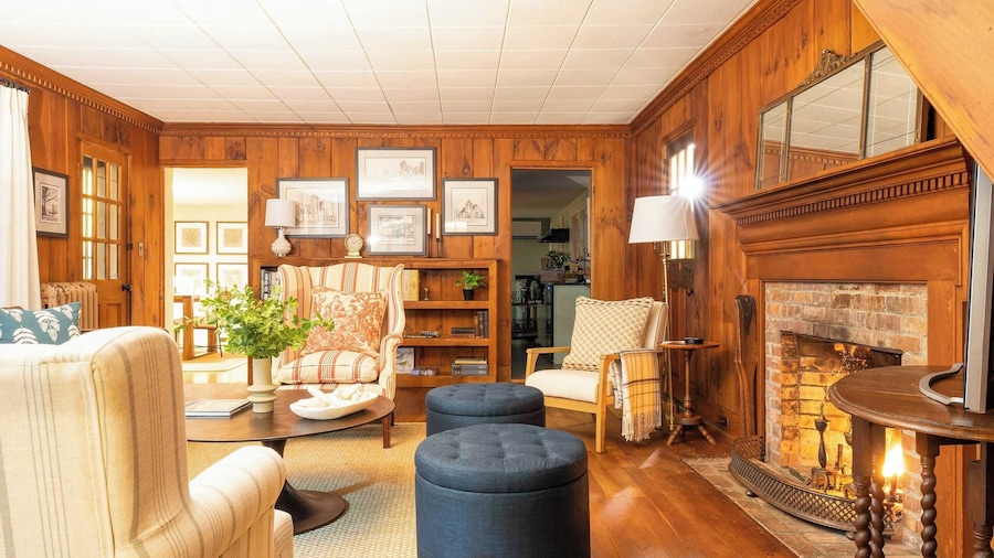 Whitney by Avantstay Private Berkshires Estate