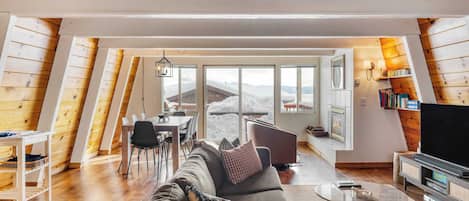 Hus (3 Bedrooms) | Innvendig