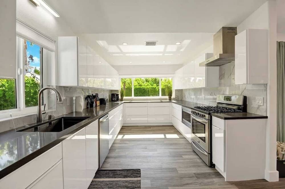 Catalina by Avantstay Fully Remodeled Palm Springs Haven + Pool Permit#3432 - Palm Springs, CA