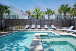 House (Multiple Bedrooms) | Interior - Clear Sky by Avantstay Sleeps 20 5 Min Walk to the Beach (Destin)