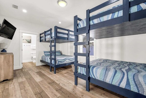 House (Multiple Bedrooms) | Interior