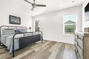 Maison (Multiple Bedrooms) | Intérieur