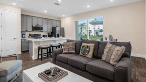 Townhouse, Beberapa Tempat Tidur, patio, pemandangan kebun (Caribbean Dreamin) | Area keluarga