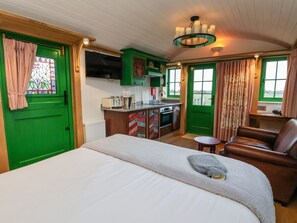 1 bedroom, individually decorated, individually furnished, free WiFi - Folklore (York)