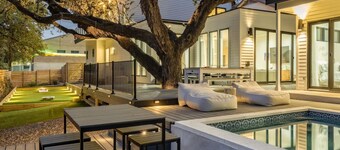 Modern Retreat w/ Pool, Guest House & Deck Lounge Henley by Avantstay
