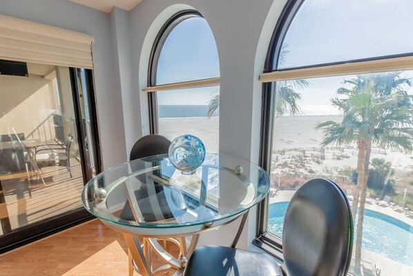 تناول الطعام