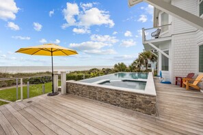 Property grounds - Luxury Oceanfront- Private Pool, Hot Tub, & Elevator! Can't beat location! (Isle Of Palms)