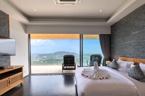 5 室のベッドルーム、セーフティボックス (室内)、アイロン / アイロン台、旅行用ベビーベッド