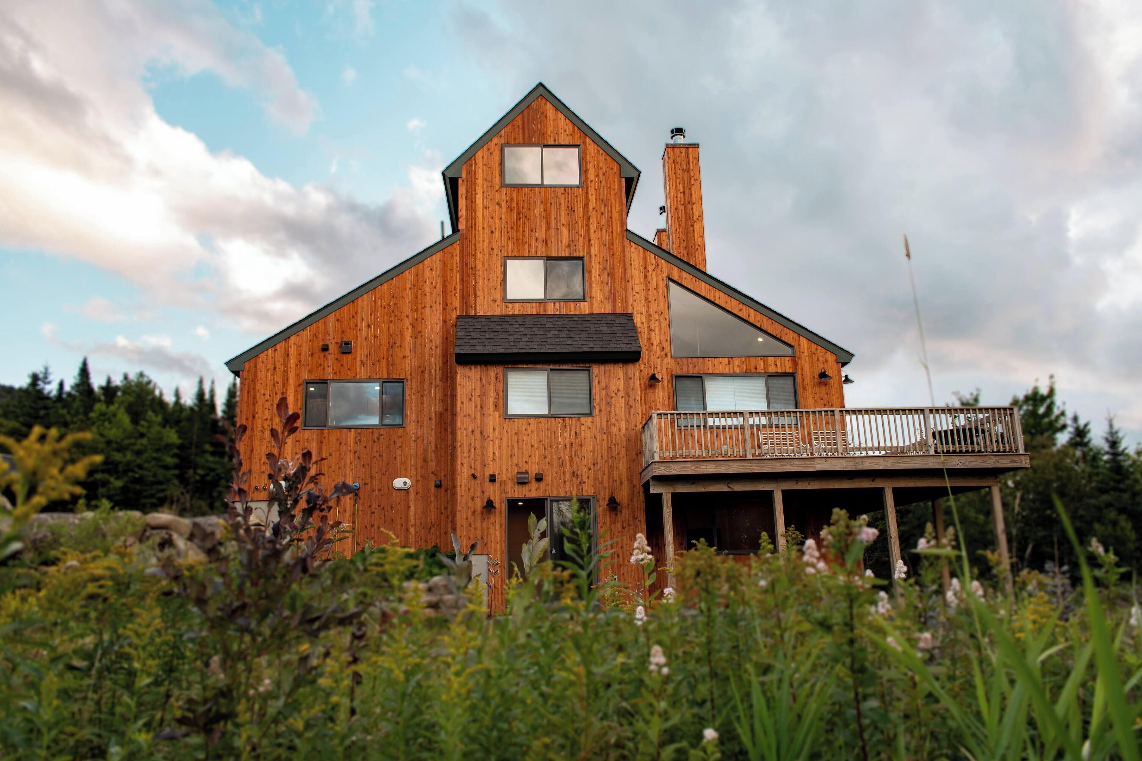 Saddleback - Rock Pond Condo 24 - right above base lodge