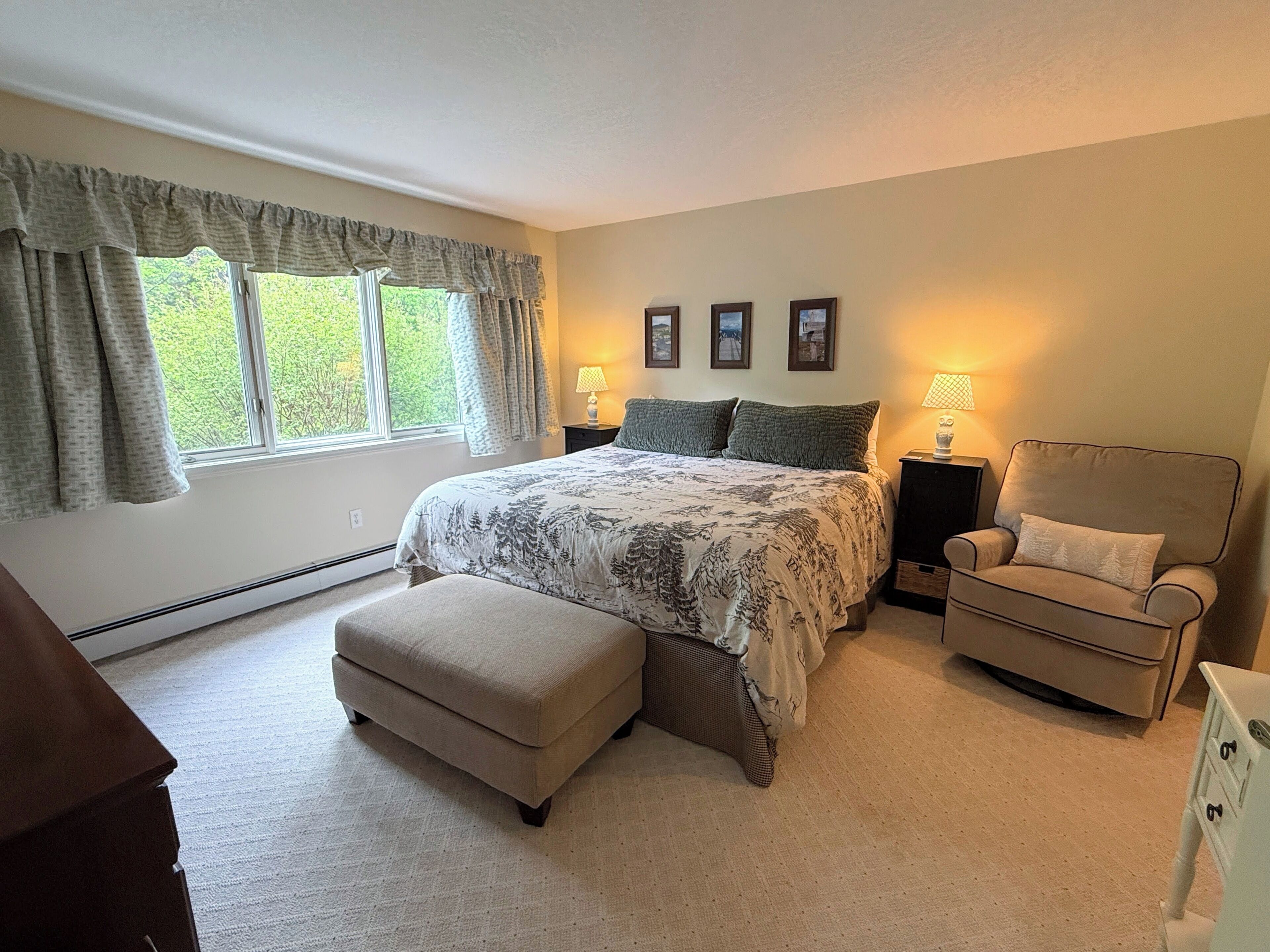 3 bedrooms, iron/ironing board, free WiFi, bed sheets