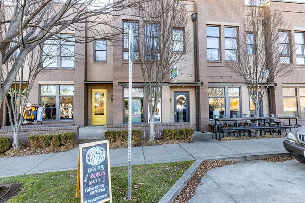 Exterior - Steps to 12 South (Nashville)