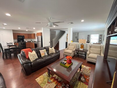 Top Location! Spacious Home Near Downtown & Events