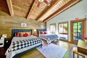 4 habitaciones, escritorio y tabla de planchar con plancha 