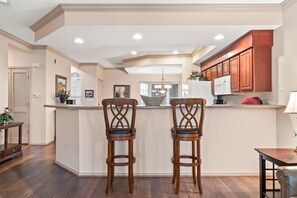 Fridge, microwave, oven, stovetop - Family Getaway • Show & Golf Discounts • Resort Amenities (Branson)