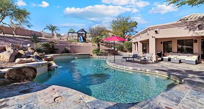 Hillside Tranquility - Desert Views, Heated Pool, Outdoor Kitchen & Light-Filled Luxury