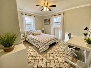 5 habitaciones, escritorio, tabla de planchar con plancha y wifi gratis 