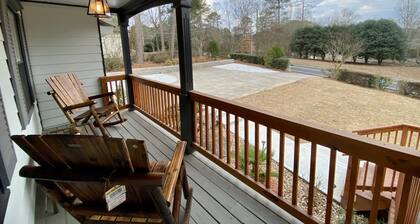 Newly Renovated Home w/Guest House & Game Room — 5 min from Stone Mountain!