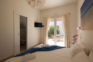 3 bedrooms, WiFi, bed sheets