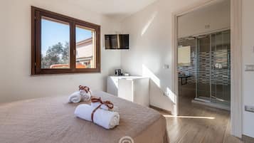 5 Schlafzimmer, Bügeleisen/Bügelbrett, Reisekinderbett, WLAN