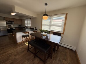 Fridge, microwave, oven, stovetop - 3B across from scenic Teal Lake (Negaunee)