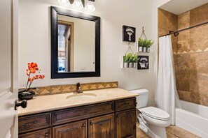 Condo, Multiple Beds, Balcony, Mountain View (The View) | Bathroom | Jetted tub, hair dryer, towels