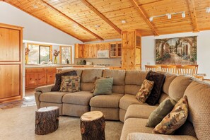 House, Multiple Beds, Patio, Mountain View (Hunter's Retreat) | Living area | 42-inch flat-screen TV with digital channels, TV, fireplace - Hunter's Retreat in Upper Moonridge! (Big Bear Lake)