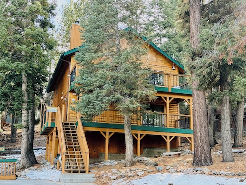 Hunter's Retreat in Upper Moonridge!