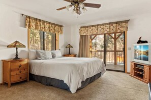 Rumah, Beberapa Tempat Tidur, patio, pemandangan gunung (Hunter's Retreat) | 3 kamar tidur dan didekorasi berbeda-beda