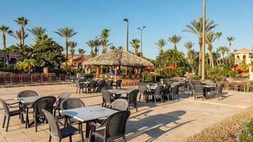 Townhome, Multiple Beds, Pool Access, Garden View (Endless Summer at Regal Palms) | Outdoor dining