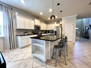 House, Multiple Beds, Pool Access, Garden View | Private kitchen
