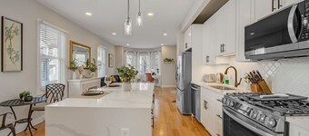 Palmer Square 1BR w/ Private Patio