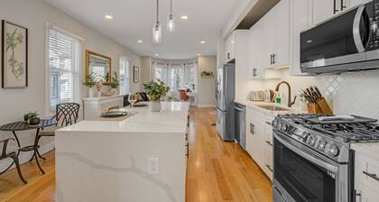 Palmer Square 1BR w/ Private Patio