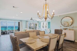 Dining - Amalfi Coast Resort A301 (Miramar Beach)