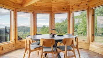 House (4 Bedrooms) | Bahagian dalam