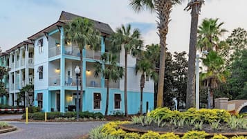 Rumah (6 Bedrooms) | Interior