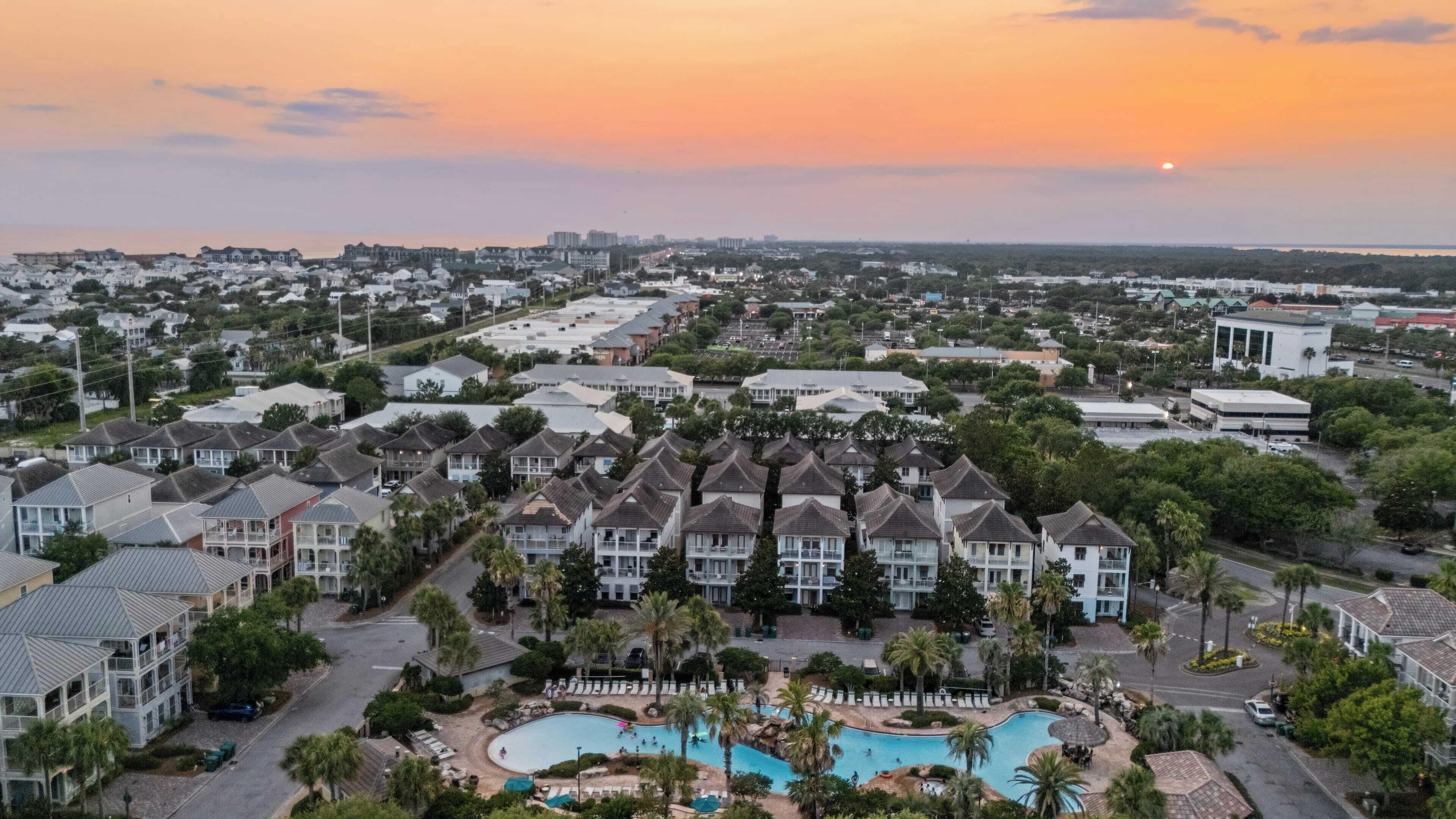 Rumah (6 Bedrooms) | Interior