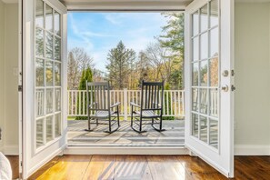 Interior - Rockspring by Avantstay Huge Berkshires Estate (Stockbridge)