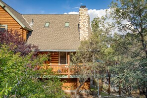 Exterior - Tanglewood by Avantstay 10mins to Bear Mountain, Contemporary Hillside Cabin (Big Bear Lake)