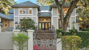 House (6 Bedrooms) | Interior - Hilton Ivory 15th Hole of Harbourtown Golf Course Private Pool + Hot Tub (Hilton Head Island)