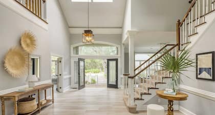 Hilton Ivory by Avantstay Luxe Home + Pool/patio