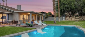 Quinta Blue by Avantstay Pool & Puttin Green, on the Golf Course!
