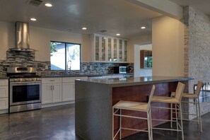 Ferienhaus (3 Bedrooms) | Eigene Küche | Kühlschrank, Mikrowelle, Ofen, Herdplatte